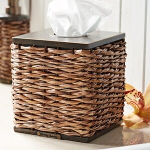 Tommy Bahama Home Retreat Wicker Tissue Box 9.5” x 9.5” x 9.5”